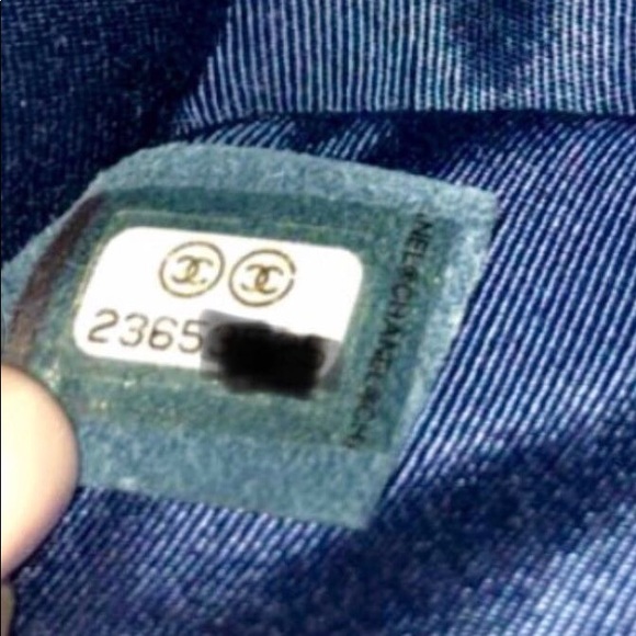 Chanel Medium Le Boy Chevron Iridescent Bag. - Picture 9 of 16